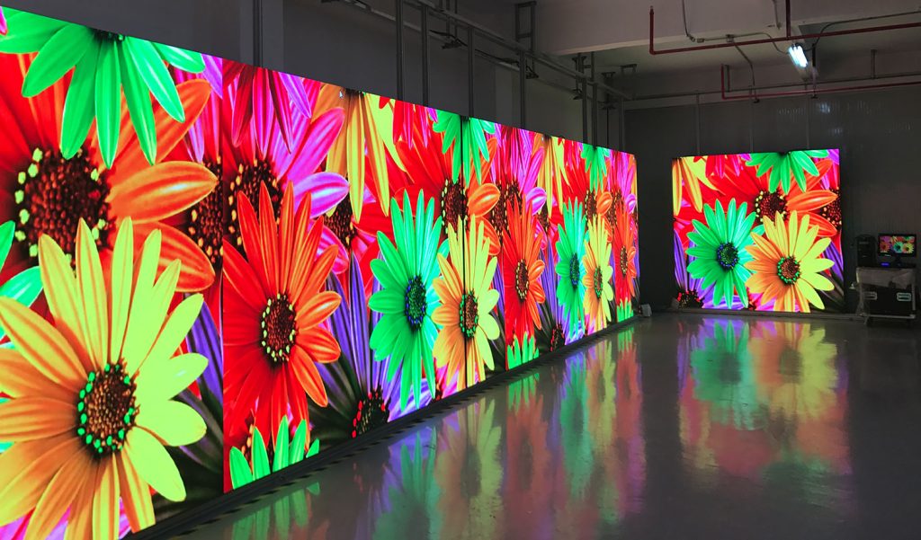 Full color LED screen